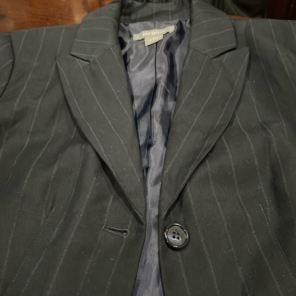 Ann Taylor signature suit